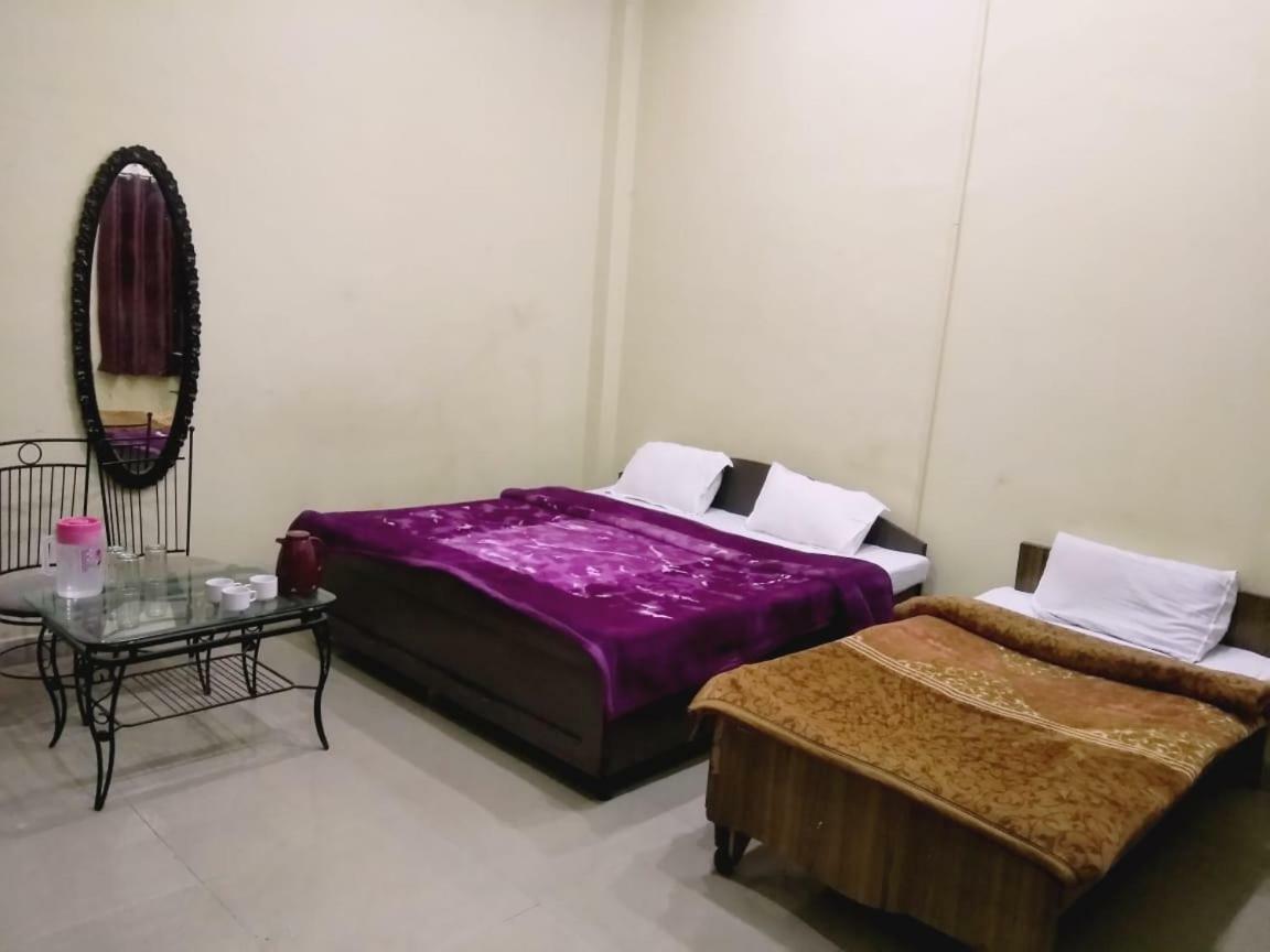 Hotel Gulmarg Mussoorie Kültér fotó