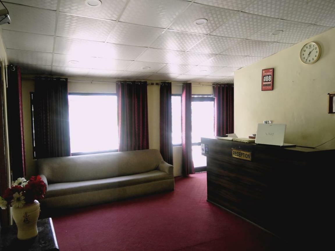 Hotel Gulmarg Mussoorie Kültér fotó